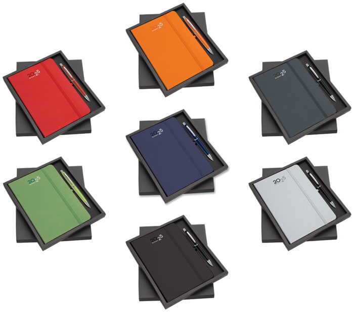 SET AGENDA C/ELASTICO F.TO CM 15X21 + PENNA IN ASTUCCIO MPM170