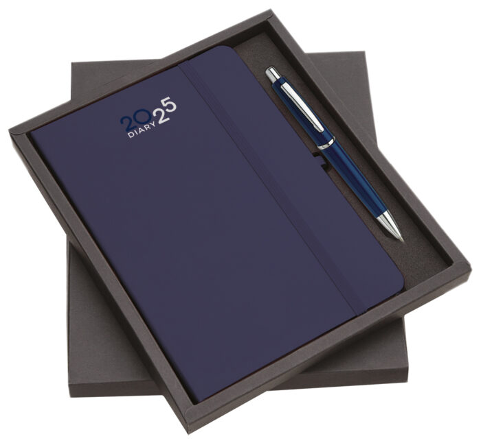 SET AGENDA C/ELASTICO F.TO CM 15X21 + PENNA IN ASTUCCIO MPM170 - immagine 5